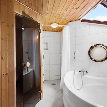 Casa vacanze Cozy Ideal For Families, Just 150 Metres From The Sea *