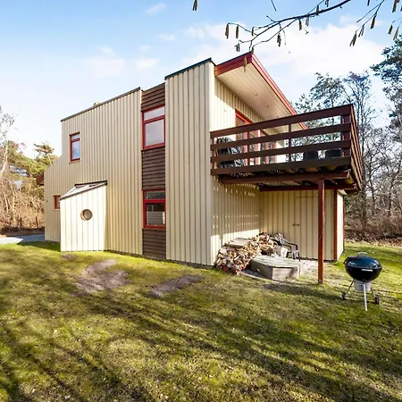 Cozy Ideal For Families, Just 150 Metres From The Sea Grenå