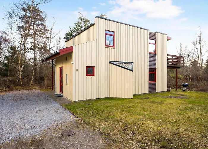 Cozy Ideal For Families, Just 150 Metres From The Sea