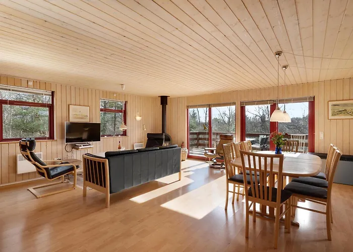Cozy Ideal For Families, Just 150 Metres From The Sea 度假居 格雷诺